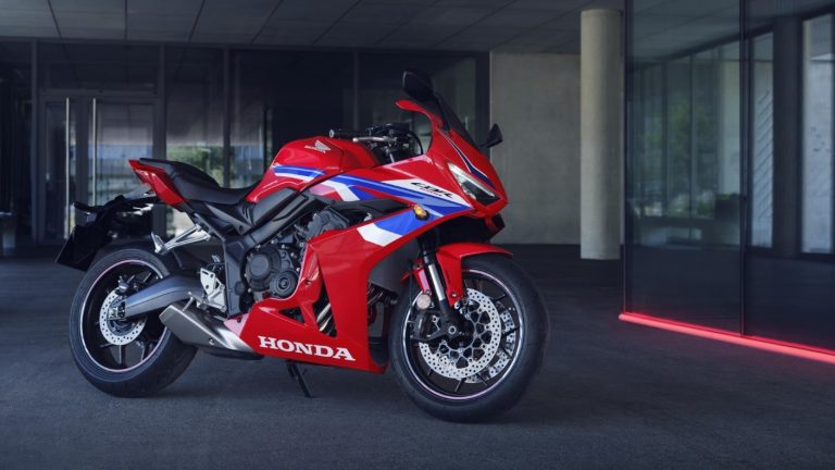 Honda Launches 2 Premium Bikes